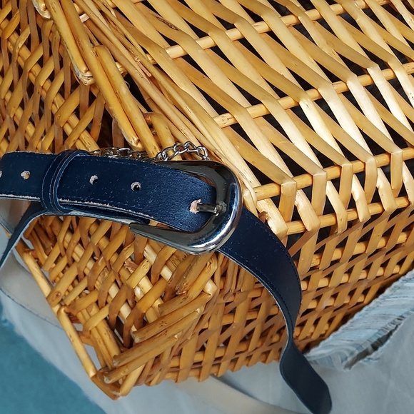 NAVY BELT WITH SILVER BUCKLE AND CHAIN - Picture 6 of 6